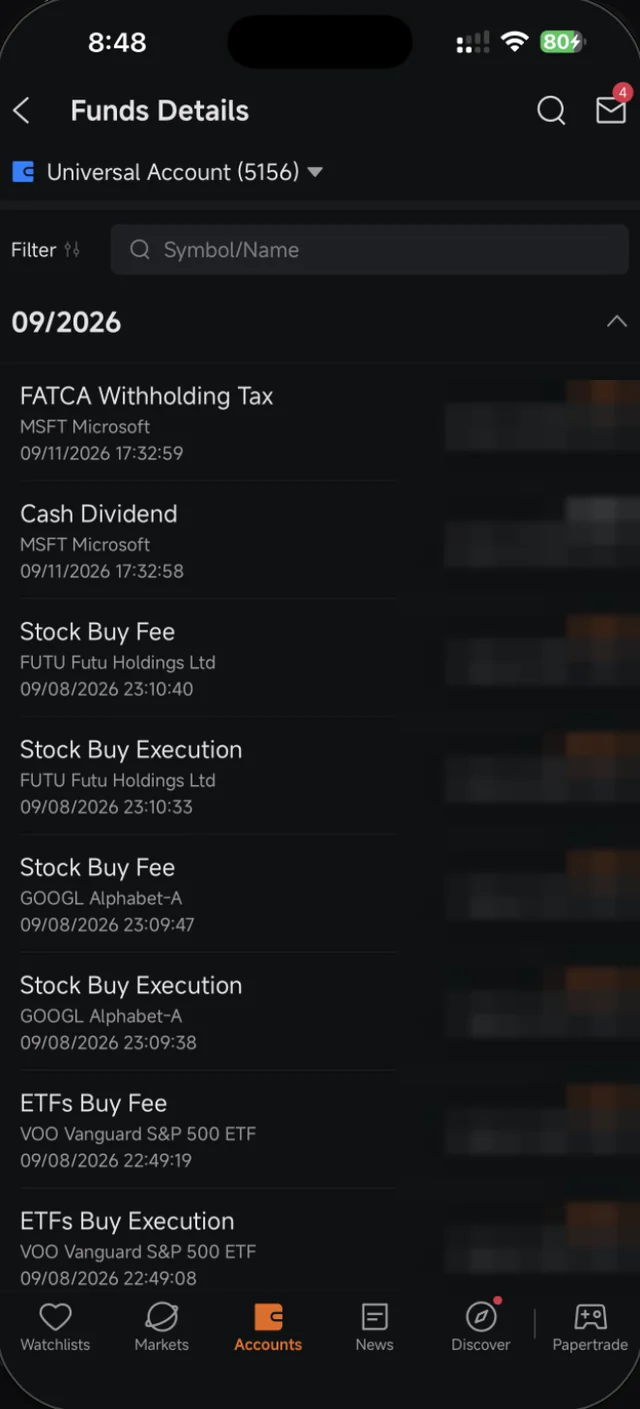 Skrin Funds Details dalam Moomoo menunjukkan baris transaksi dan yuran
