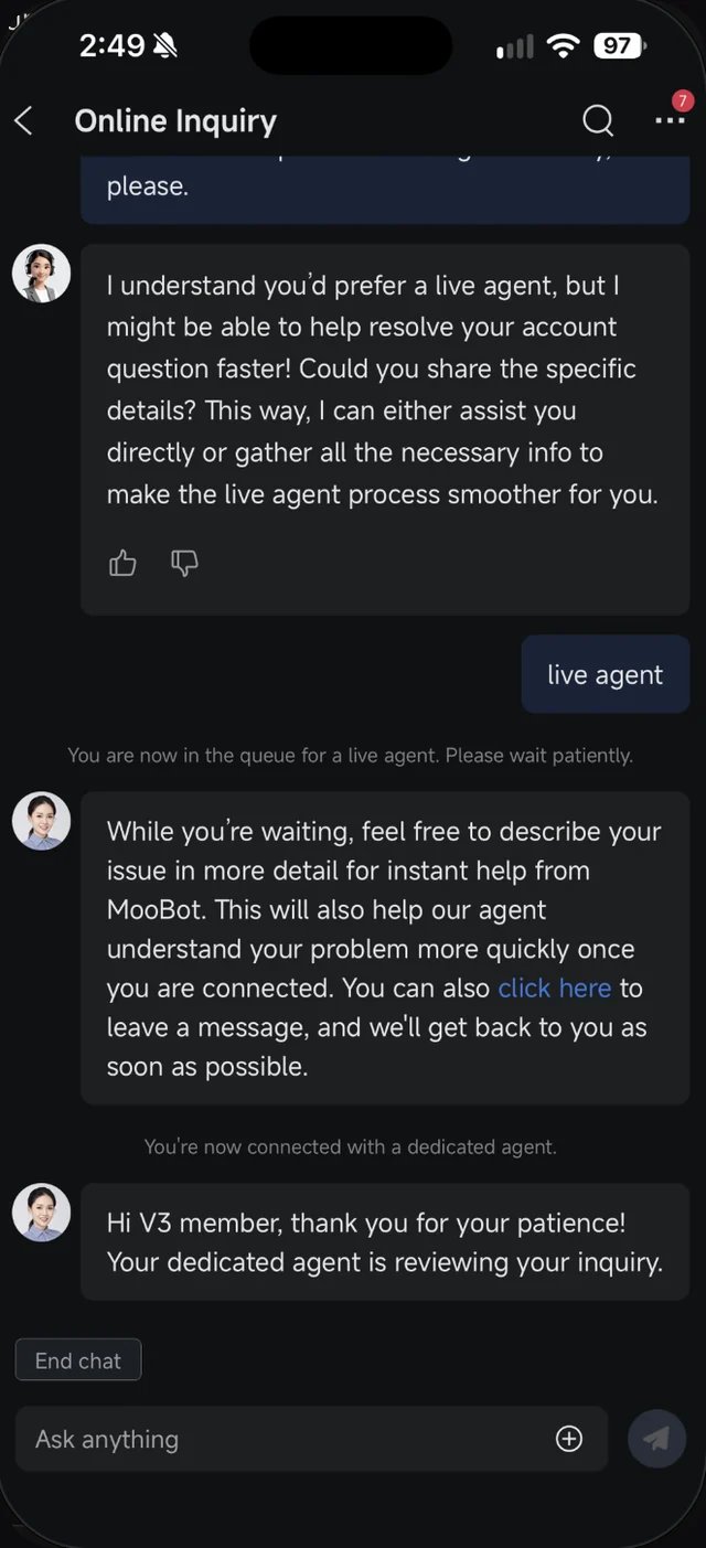 Chat Moomoo selepas mesej live agent, dengan notis masuk barisan, disambungkan dengan dedicated agent dan butang End chat
